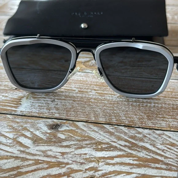 Rag & Bone Phantom Leather Wrapped Sunglasses. ?️Rag & Bone Phantom Leather Wrapped Sunglasses?️ main image 2